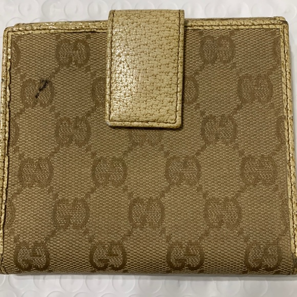 π₯SALEπ₯ Gucci GG Logo Canvas Bifold Wallet - Picture 2 of 14
